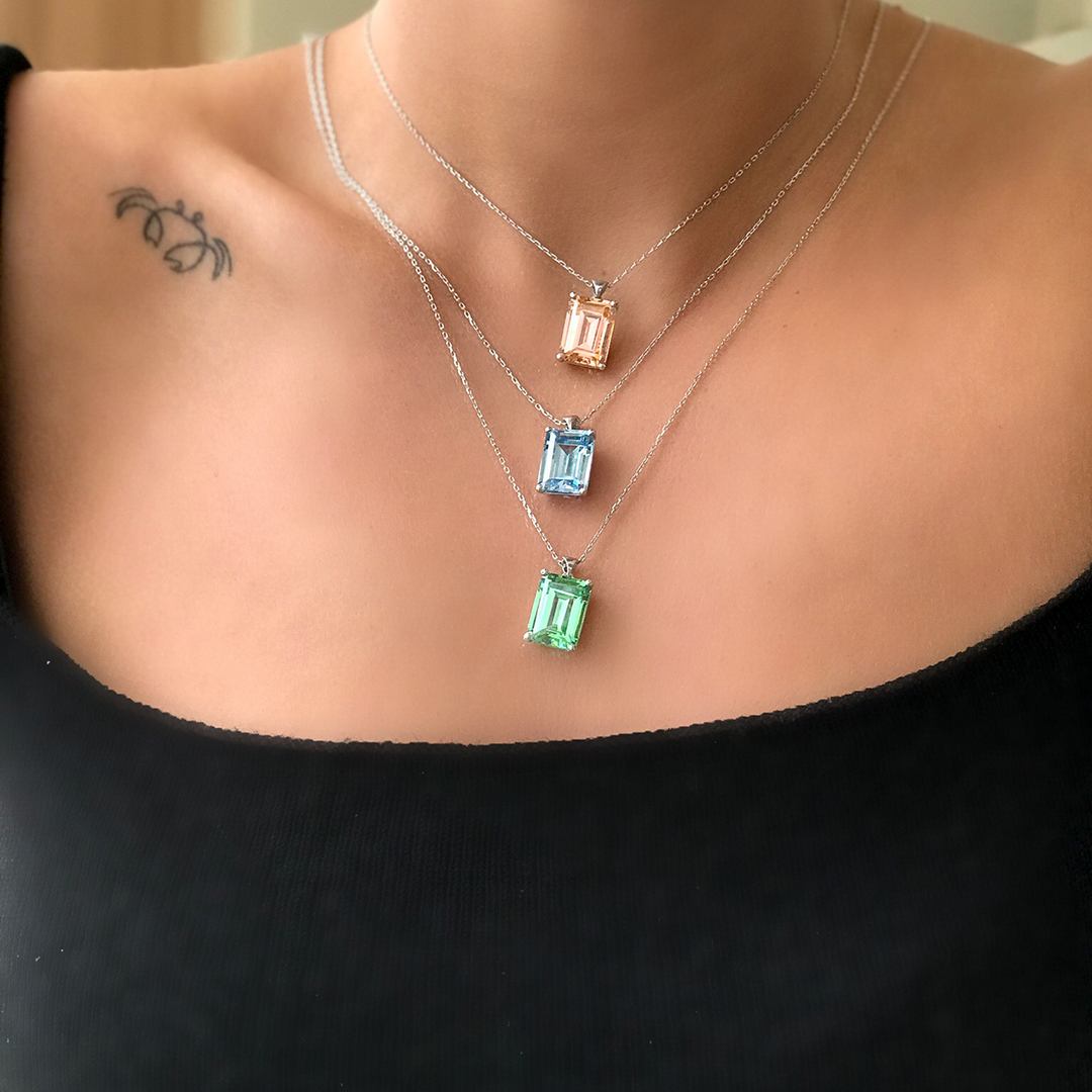 Dikdörtgen Mavi Taşlı Kolye