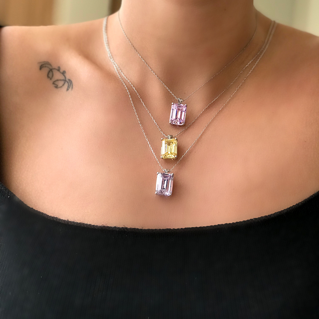 Dikdörtgen Mor Taşlı Kolye