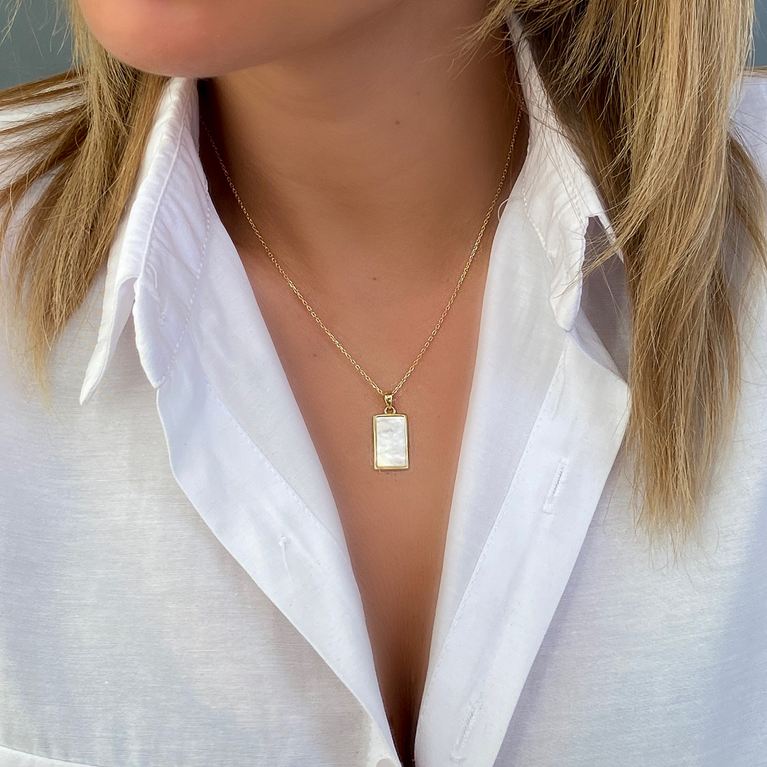 Dikdörtgen Sedef Plaka Kolye