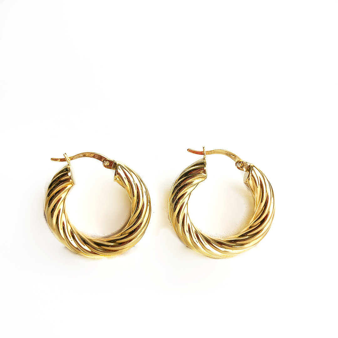 Klasik burgu küpe 2