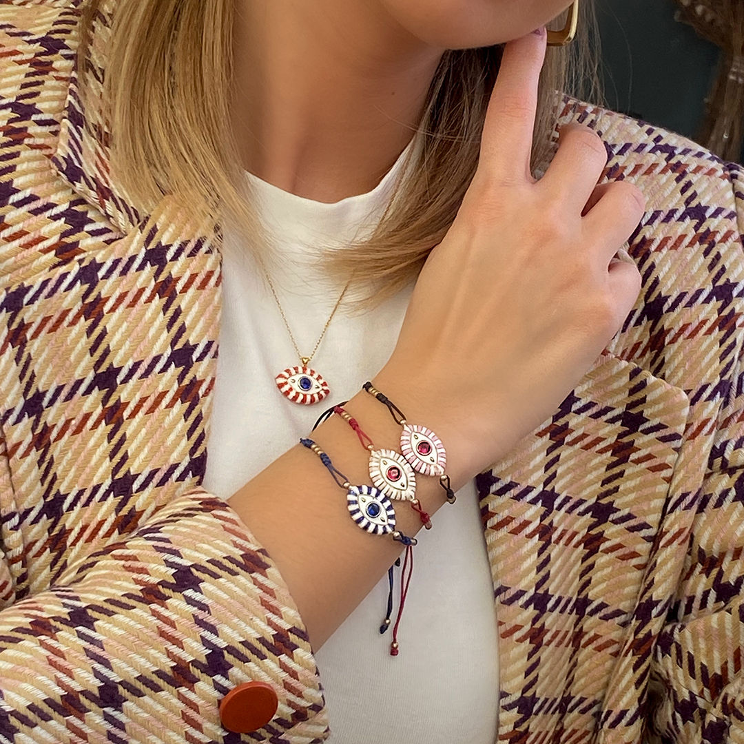 Mineli kırmızı göz kolye