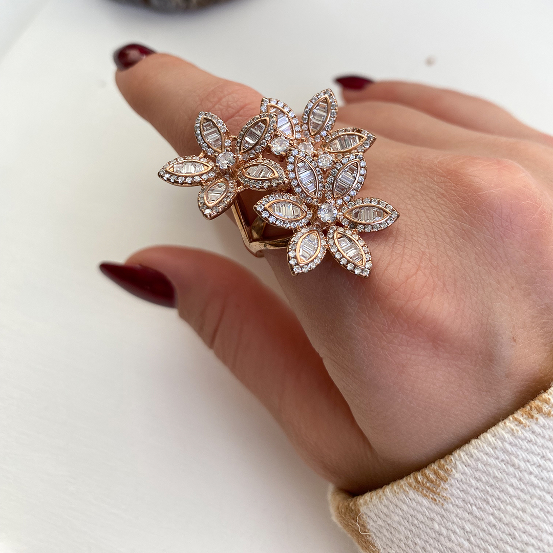 Rose Çiçek Yüzük