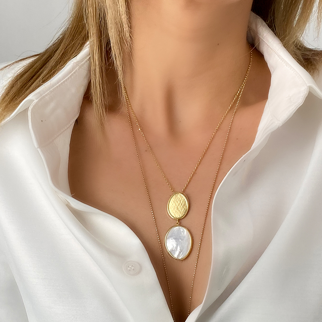 Sedef Plaka Gold Kolye